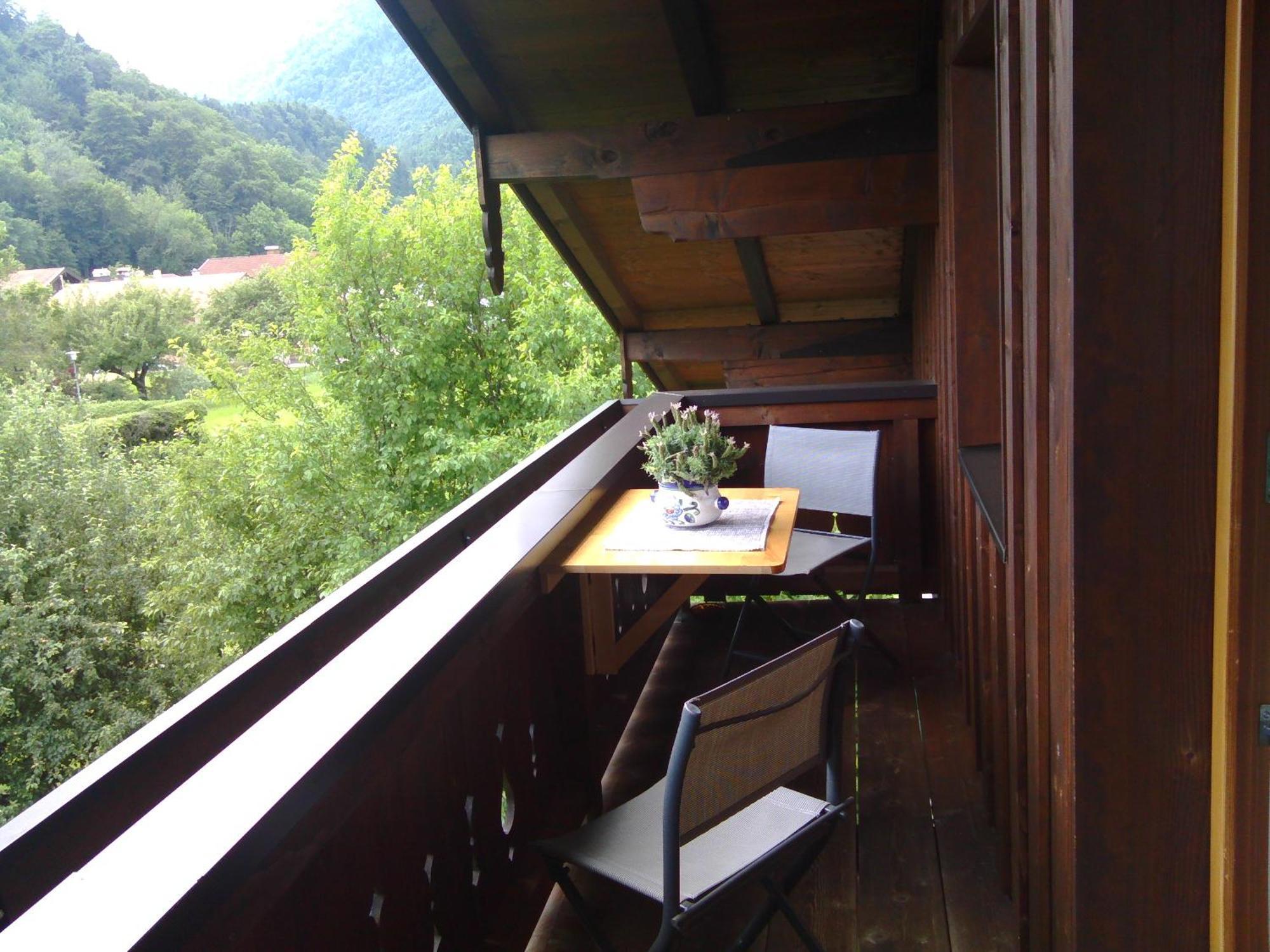 Gaestehaus Weissenbacher-Ferienwohnungen Marquartstein Exterior foto