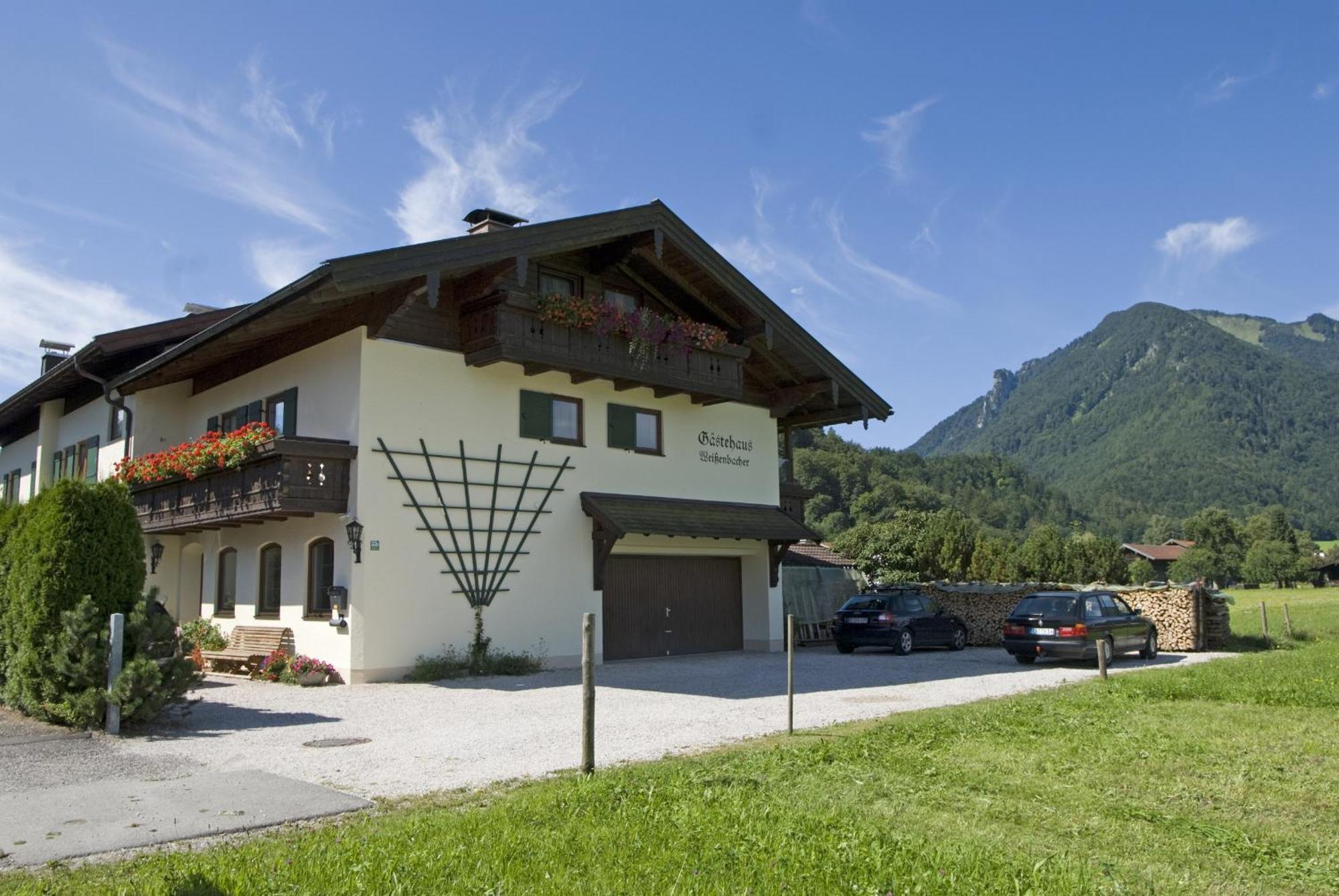 Gaestehaus Weissenbacher-Ferienwohnungen Marquartstein Exterior foto